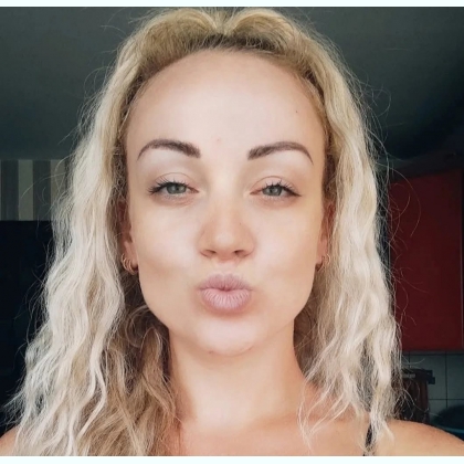         ..
